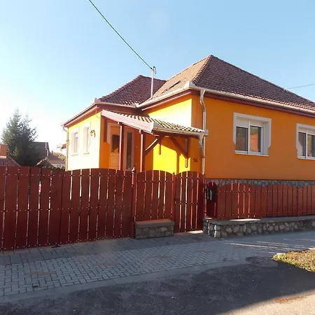 Apartment Szonja Egerszalok